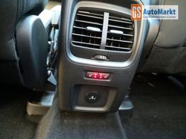 Ford Kuga Titanium 243PS PHEV Automatik elektr. PanoDach Sitzheizung v+h Lenkradheizung Frontscheibe beheizb. Klimaautomatik Navi SYNC4 Apple CarPlay Android Auto Touchscreen PDC 4xKamera 2xKeyless 17"LM vollelektr. Reichweite 66KM 