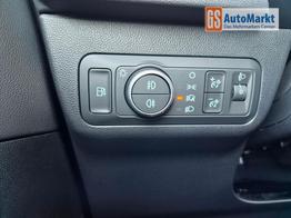 Ford Kuga Titanium 243PS PHEV Automatik elektr. PanoDach Sitzheizung v+h Lenkradheizung Frontscheibe beheizb. Klimaautomatik Navi SYNC4 Apple CarPlay Android Auto Touchscreen PDC 4xKamera 2xKeyless 17"LM vollelektr. Reichweite 66KM 