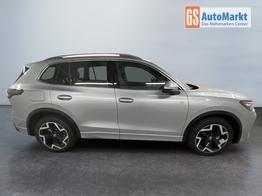 Volkswagen Tiguan R-Line 1.5 eTSI 150PS/110kW DSG7 2026 +AHK +HuD +15" Infotainment 