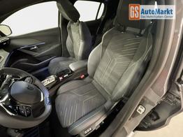 Peugeot e-208 54kWh 156PS/115kW GT Pack 2026, 421km WLTP | +17" ALU +Glasdach +RFK +Adaptiver Tempomat +P.Sensor V+H +EL. Fahrersitz +Massage +Apple CarPlay +W&auml;rmepumpe 