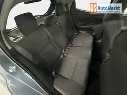 Toyota Yaris Active Plus Tech 1.5 VVT-i Hybrid 116PS/85kW CVT 2026 +17" ALU +RFK +Smart-Entry +LED +Get&ouml;nte Scheiben +Parksensor V+H 