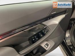 BMW 5er Touring 520i M-Sport 190PS/140kW Steptronic +AHK +20" +MSportpaket +MSportfahrwerk +DrivingAssistantPlus +AdaptiveLED +HarmanKardon +DigitalKey +ParkAssist +Sitzhzg +WirelessCharging +Sonnenschutzverglasung +ShadowLine 