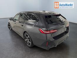 BMW 5er Touring 520i M-Sport 190PS/140kW Steptronic +AHK +20" +MSportpaket +MSportfahrwerk +DrivingAssistantPlus +AdaptiveLED +HarmanKardon +DigitalKey +ParkAssist +Sitzhzg +WirelessCharging +Sonnenschutzverglasung +ShadowLine 