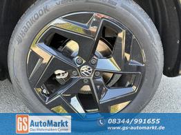 Volkswagen Tiguan 2.0 TDI 110 kW R-Line DSG Head Up Black 360 AHK 