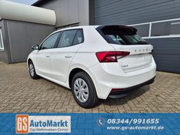 Skoda Fabia 1.0 TSI 95PS Selection 5-t&uuml;rig R&uuml;ckf.Kamera Parksensoren Sitzheizung Multifunktionslenkrad Klima Skoda-Radio Bluetooth Touchscreen Tempomat Nebelsch. Apple CarPlay + Android Auto 