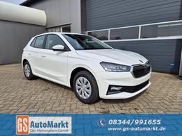 Skoda Fabia 1.0 TSI 95PS Selection 5-t&uuml;rig R&uuml;ckf.Kamera Parksensoren Sitzheizung Multifunktionslenkrad Klima Skoda-Radio Bluetooth Touchscreen Tempomat Nebelsch. Apple CarPlay + Android Auto 