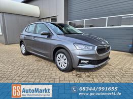 Skoda Fabia 1.0 TSI 95PS Selection 5-t&uuml;rig R&uuml;ckf.Kamera Parksensoren Sitzheizung Multifunktionslenkrad Klima Skoda-Radio Bluetooth Touchscreen Tempomat Nebelsch. Apple CarPlay + Android Auto 