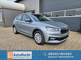 Skoda Fabia 1.0 TSI 95PS Selection 5-t&uuml;rig R&uuml;ckf.Kamera Parksensoren Sitzheizung Multifunktionslenkrad Klima Skoda-Radio Bluetooth Touchscreen Tempomat Nebelsch. Apple CarPlay + Android Auto 