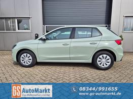 Skoda Fabia 1.0 TSI 95PS Selection 5-t&uuml;rig R&uuml;ckf.Kamera Parksensoren Sitzheizung Multifunktionslenkrad Klima Skoda-Radio Bluetooth Touchscreen Tempomat Nebelsch. Apple CarPlay + Android Auto 