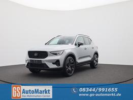 Volvo XC40 2.0 Black Edition Plus B4 Mild-Hybrid 197PS Automatik elektr. PanoDach R&uuml;ckf.Kamera PDC v+h ACC el.Heckklappe Harman/Kardon-Sound Klimaautomatik Sitzheizung Lenkradheizung Apple CarPlay Android Auto 20-LM 