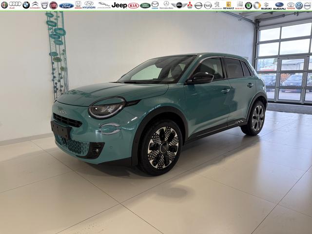 Fiat 600 - La Prima Hybrid 1.2 T3 107 kW (145 PS) DCT Klimaautomatik, Massagesitz, Sitzheizung, elektrisch verstellbarer Fahrersitz, Radio, DAB, Apple CarPlay, Android Auto, Navigationssystem, 18 Zoll Leichtmetallfelgen, uvm.