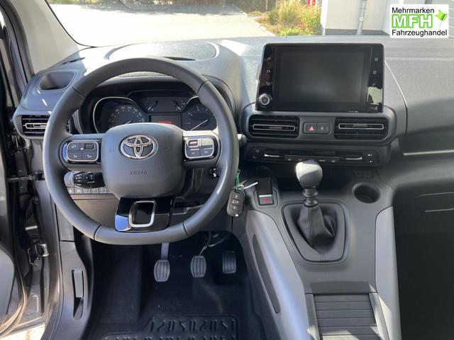 Toyota Yaris Executive Plus 1,5 CVT Hybrid 96kW 