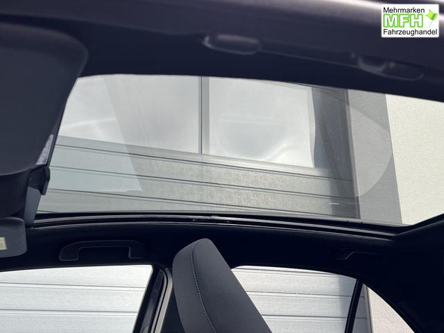 Toyota Yaris Cross Elegant 1,5 CVT AWD-i Hybrid 96kW 