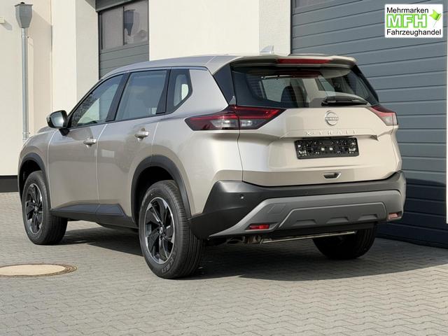 Nissan X-Trail Acenta 1,5 VC-T Mild-Hybrid 120kW 7 Sitze 
