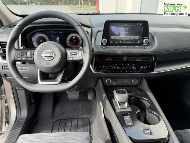 Nissan X-Trail Acenta 1,5 VC-T Mild-Hybrid 120kW 7 Sitze 