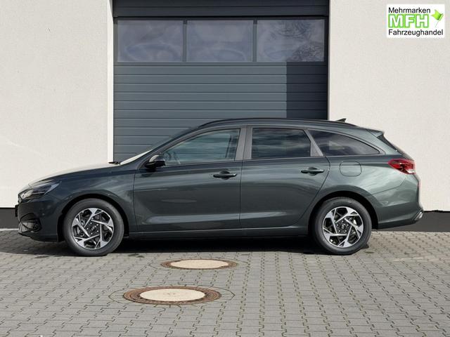 Hyundai i30 Kombi Trend Go 1,6 T-GDI DCT7 110KW Navi Winter 