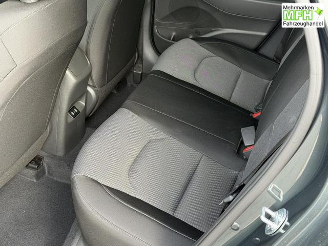 Hyundai i30 Kombi Trend Go 1,6 T-GDI DCT7 110KW Navi Winter 