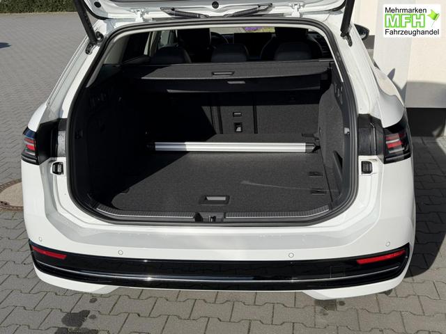 Volkswagen Passat Variant Elegance 1,5 eTSI DSG Leder DCC 