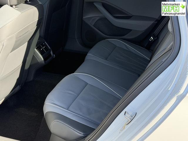 Volkswagen Passat Variant Elegance 1,5 eTSI DSG Leder DCC 