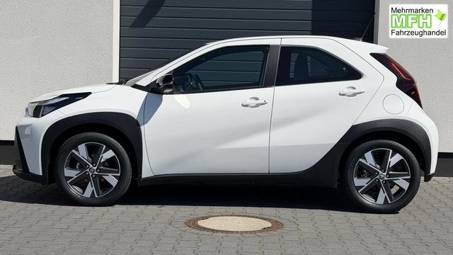 Toyota Aygo X Play Comfort 1,5 Hybrid CVT 85KW Winterpaket 