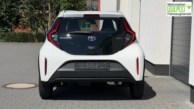 Toyota Aygo X Play Comfort 1,5 Hybrid CVT 85KW Winterpaket 