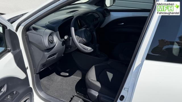 Toyota Aygo X Play Comfort 1,5 Hybrid CVT 85KW Winterpaket 