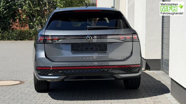 Volkswagen Passat Variant R-Line 2.0 TSI DSG 4Motion 195KW Navi Pro 