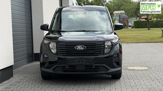 Ford Tourneo Courier Titanium 1.0 EcoBoost 92kW 