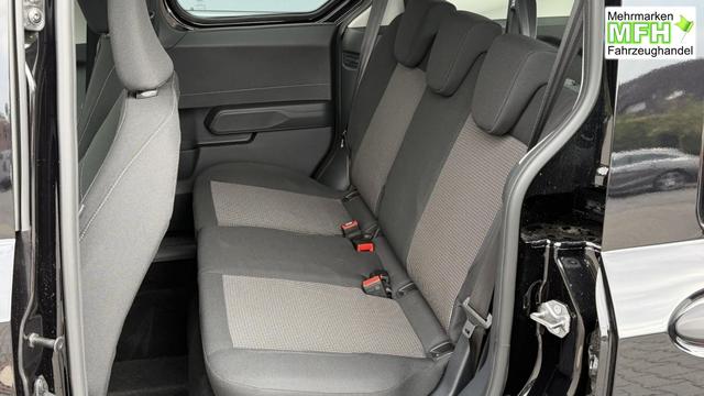 Ford Tourneo Courier Titanium 1.0 EcoBoost 92kW 