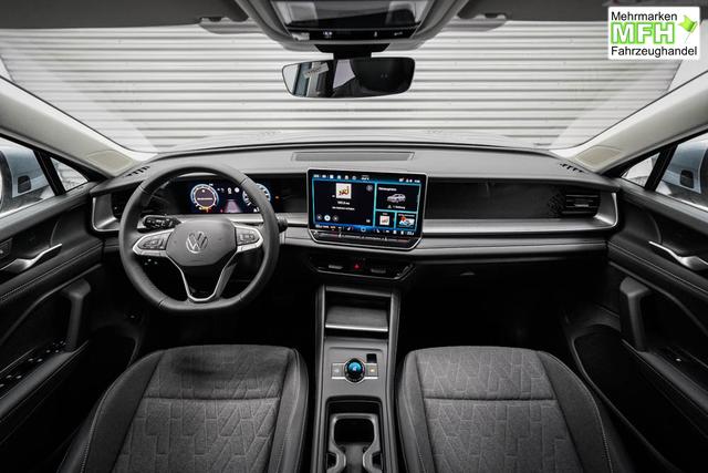 Volkswagen Tayron 1,5 eTSI DSG Life,7Sitze,AHK,Winter -LAG. 