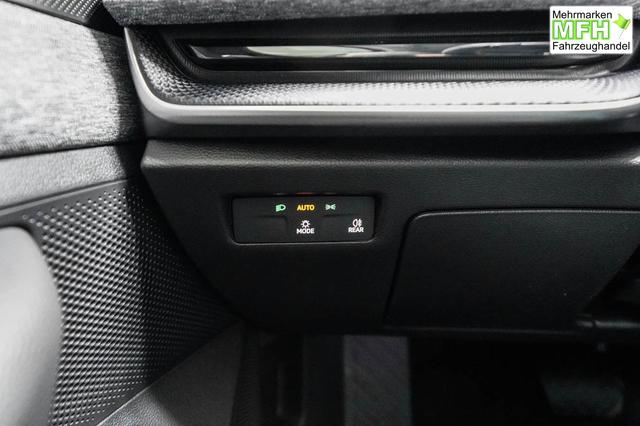 Skoda Superb Combi Kombi 2,0 TDI DSG 4x4 Selection - L -LAG. 