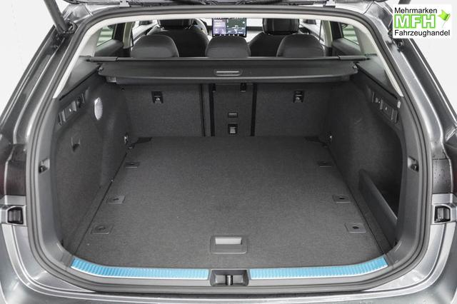 Skoda Superb Combi Kombi 2,0 TDI DSG 4x4 Selection - L -LAG. 