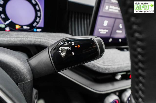 Skoda Superb Combi Kombi 2,0 TDI DSG 4x4 Selection - L -LAG. 