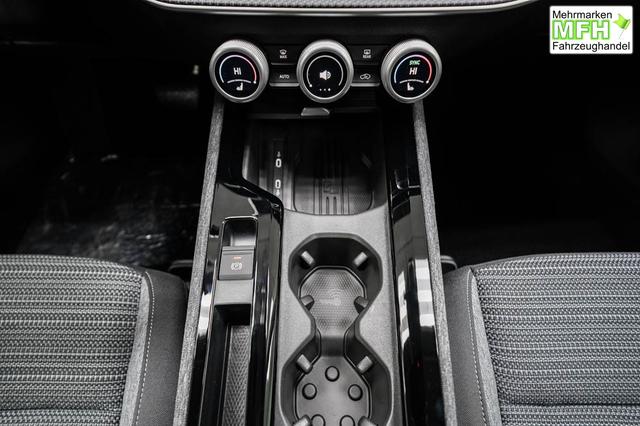 Skoda Superb Combi Kombi 2,0 TDI DSG 4x4 Selection - L -LAG. 