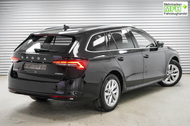 Skoda Octavia Combi Kombi 1,5 eTSI DSG mhev Selection -LAG. 
