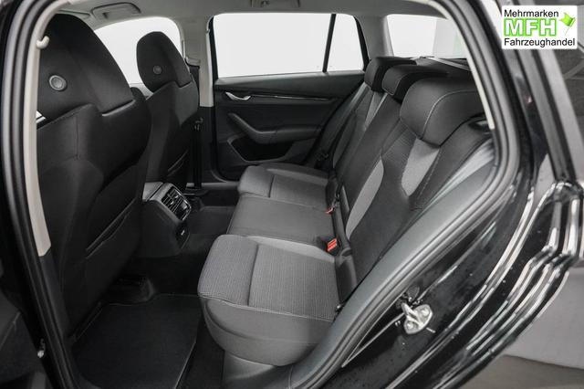 Skoda Octavia Combi Kombi 1,5 eTSI DSG mhev Selection -LAG. 