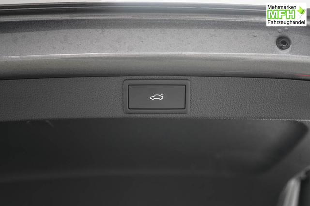 Skoda Octavia Combi Kombi 1,5 eTSI DSG mhev Selection -LAG. 