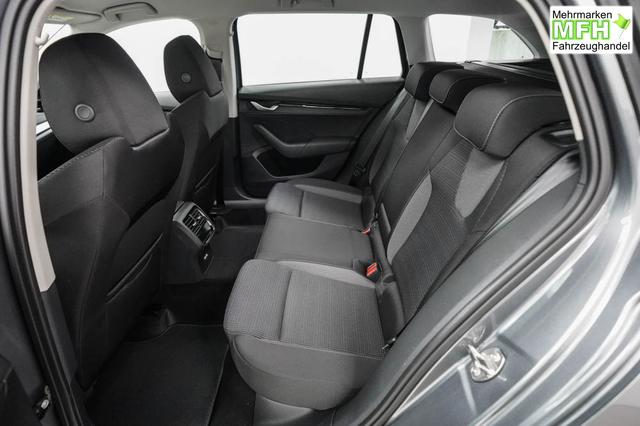 Skoda Octavia Combi Kombi 1,5 eTSI DSG mhev Selection -LAG. 