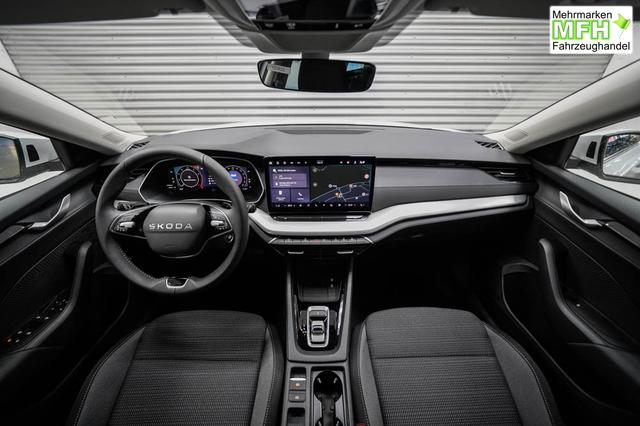 Skoda Octavia Combi Kombi 1,5 eTSI DSG mhev Selection -LAG. 