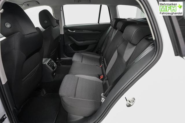 Skoda Octavia Combi Kombi 1,5 eTSI DSG mhev Selection -LAG. 