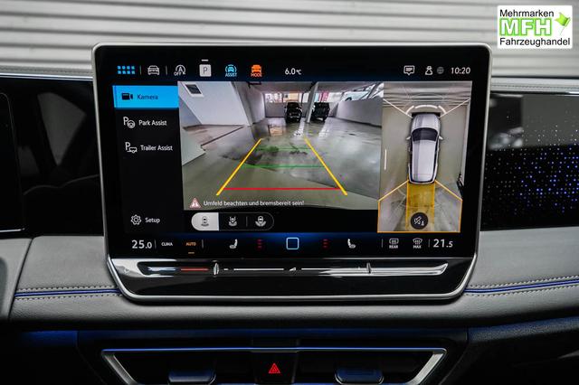 Volkswagen Tiguan Neues Modell 2,0 TDI DSG 4Motion R- -LAG. 