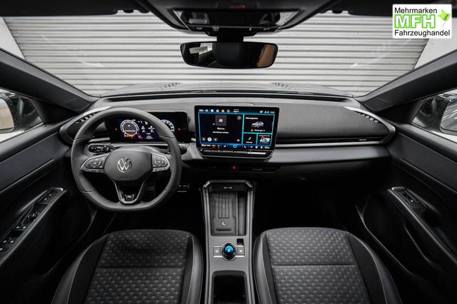Volkswagen T-Roc neuer 1,5 eTSI DSG R-Line - LAGER 