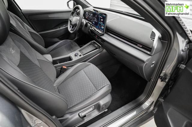 Volkswagen T-Roc neuer 1,5 eTSI DSG R-Line - LAGER 