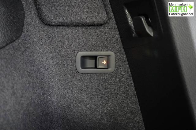 Skoda Karoq 2,0 TSI DSG 4x4 Sportline - LAGER 