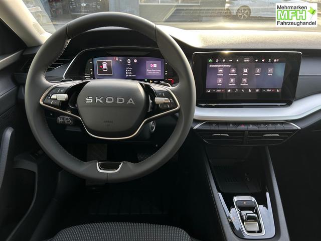 Skoda Octavia Combi Selection Kombi 1.5 TSI DSG AHK*Android Auto*ACC*SHZ*E-Heck*Keyless*Kamera*2Z Klimaauto 