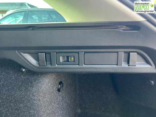 Skoda Octavia Combi Selection Kombi 1.5 TSI DSG AHK*Android Auto*ACC*SHZ*E-Heck*Keyless*Kamera*2Z Klimaauto 