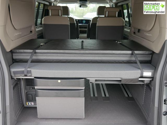 Volkswagen T7 California Beach Camper eHyb. 180 kW 4M *MARKISE*AHK*ATRIX-LED*KAMERA*SHZ*PDC*APP-CONNECT* 