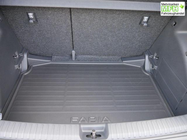 Skoda Fabia 130 Jahre 1,0 MPI*LED*PDC HI.*RFK*APP-CONNECT*SHZ*KESSY*KLIMA*DAB* 