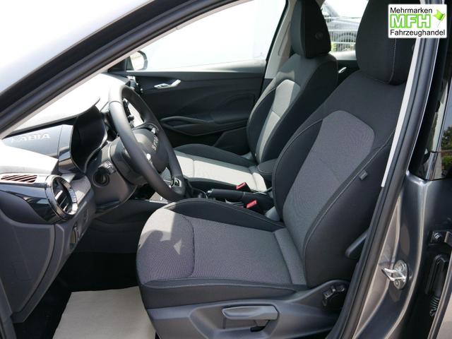 Skoda Fabia 130 Jahre 1,0 MPI*LED*PDC HI.*RFK*APP-CONNECT*SHZ*KESSY*KLIMA*DAB* 