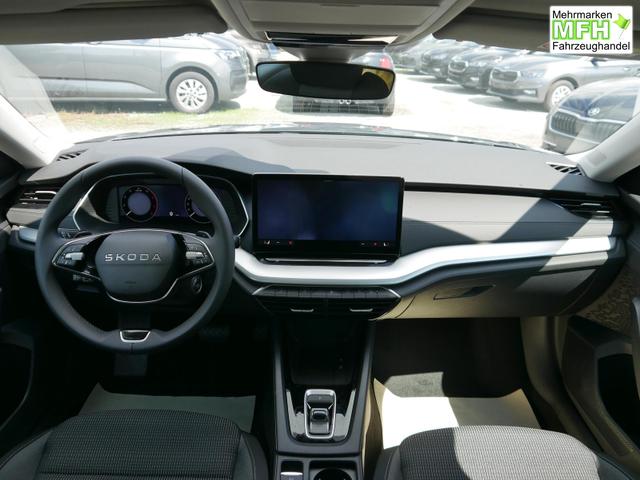 Skoda Octavia Combi Selection 2.0 TDI DSG Selection*PDC*LED*SHZ*NAVI*VIRTUALCOCKPIT*CARPLAY*KEYLESS-GO* 